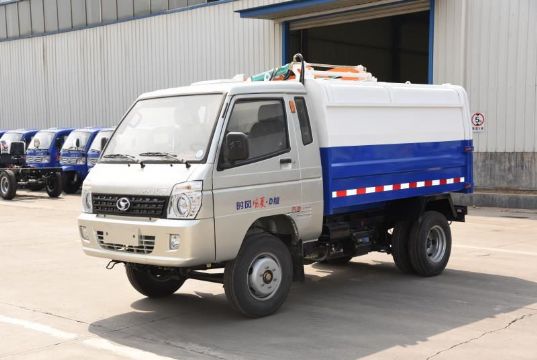 點(diǎn)擊查看詳細(xì)信息<br>標(biāo)題：4.5方汽油垃圾車 閱讀次數(shù)：1875