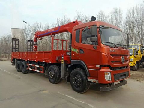 點擊查看詳細信息<br>標題：16噸東風隨車吊 閱讀次數(shù)：3485