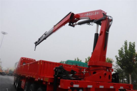 點擊查看詳細信息<br>標題：SQ5S3  5噸折疊臂 閱讀次數(shù)：3077